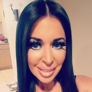 Meet your Posher, Kristin